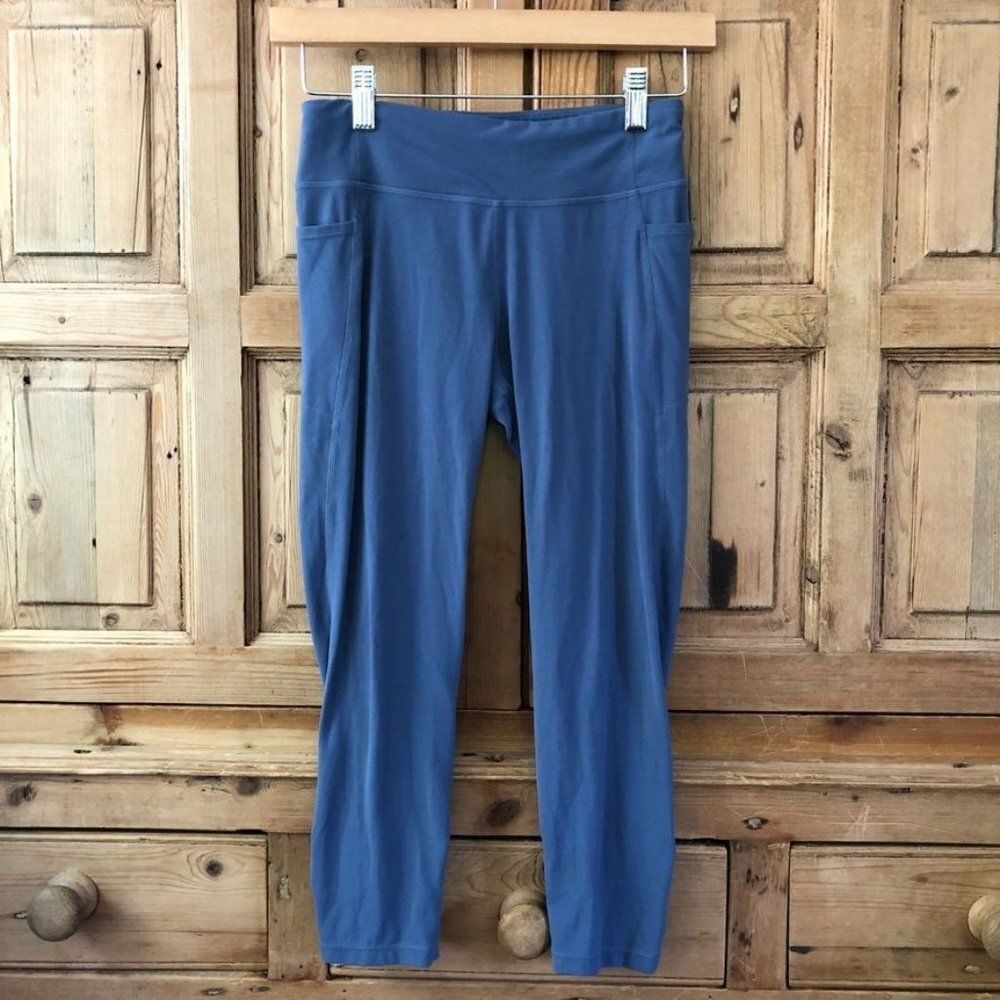 Athleta Girl Size XL /14 Blue Mesh Cropped Leggings‎ Athletic Blue Criss Cross